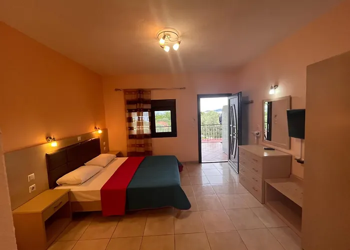Sissy\'S Suites San Antonio Beach Potos Thassos